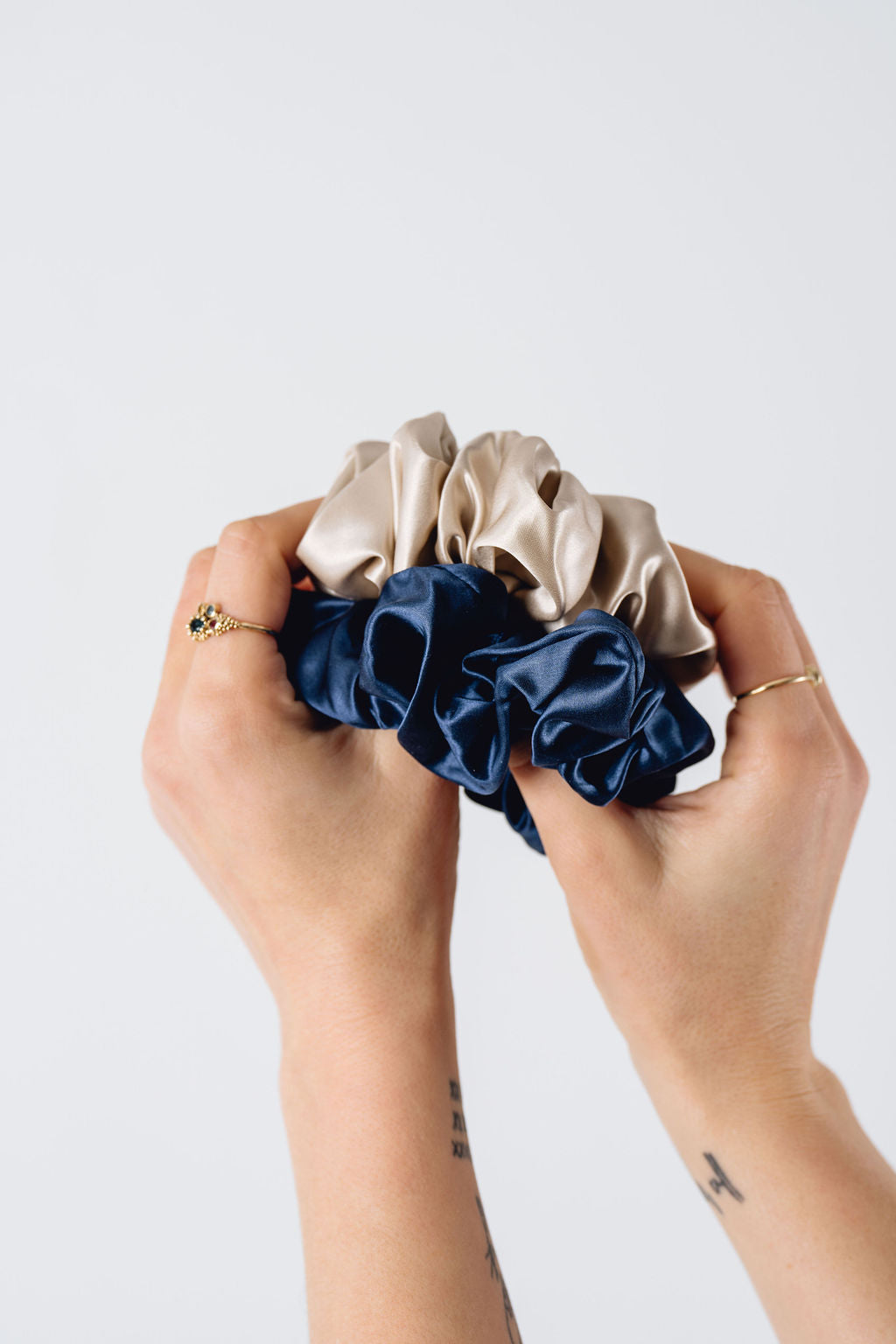 Kompletih svilenih elastik -  Royal Blue in Beige